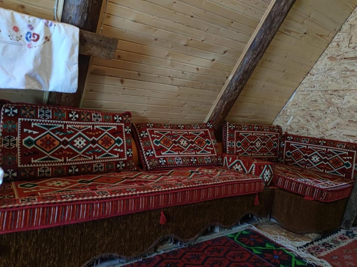 Na Krovu Svijeta Gornji Lukomir Bagian luar foto
